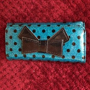 Rue 21 Wallet